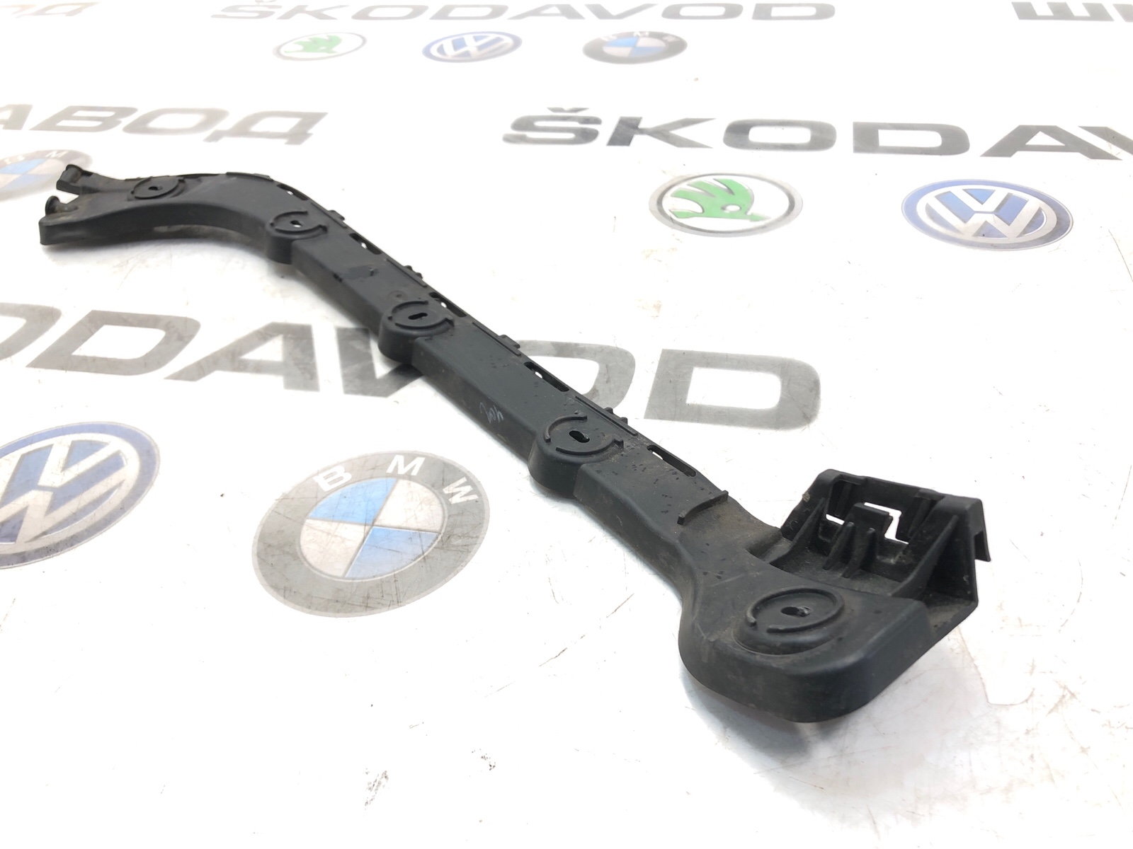 Направляющая бампера, 500 рублей, Москва