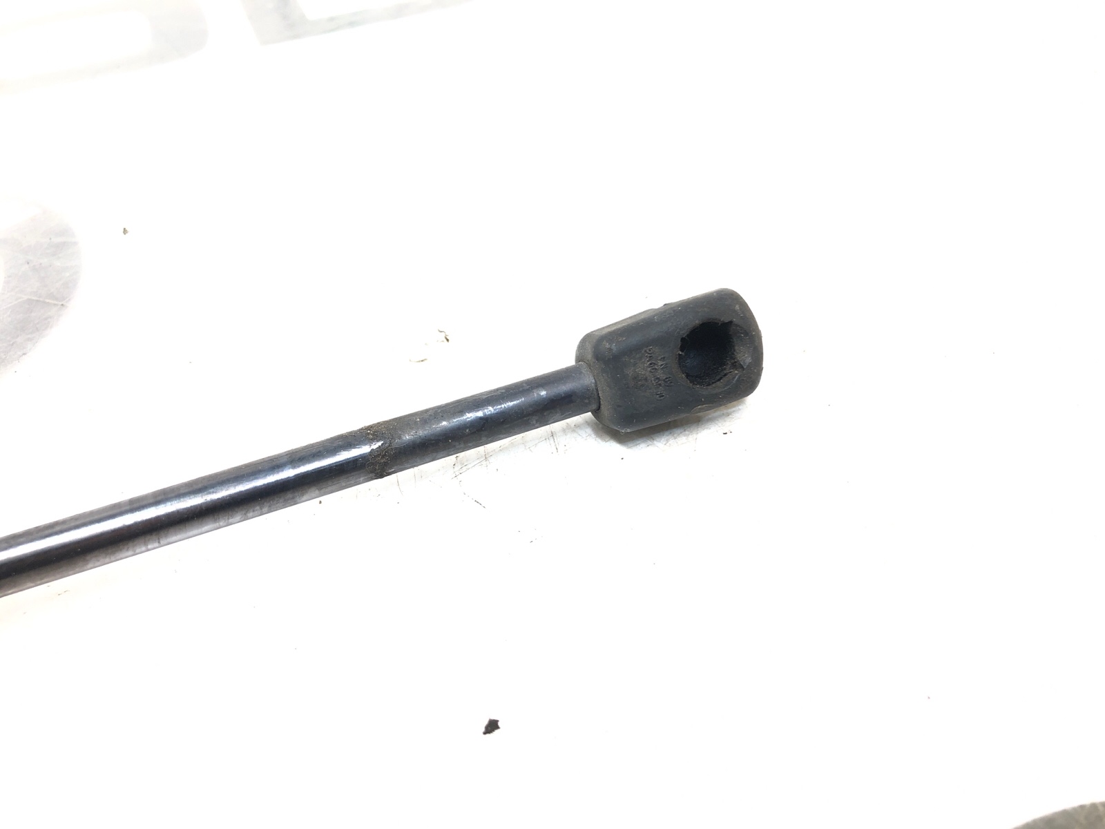 Амортизатор крышки багажника, 500 рублей, Москва