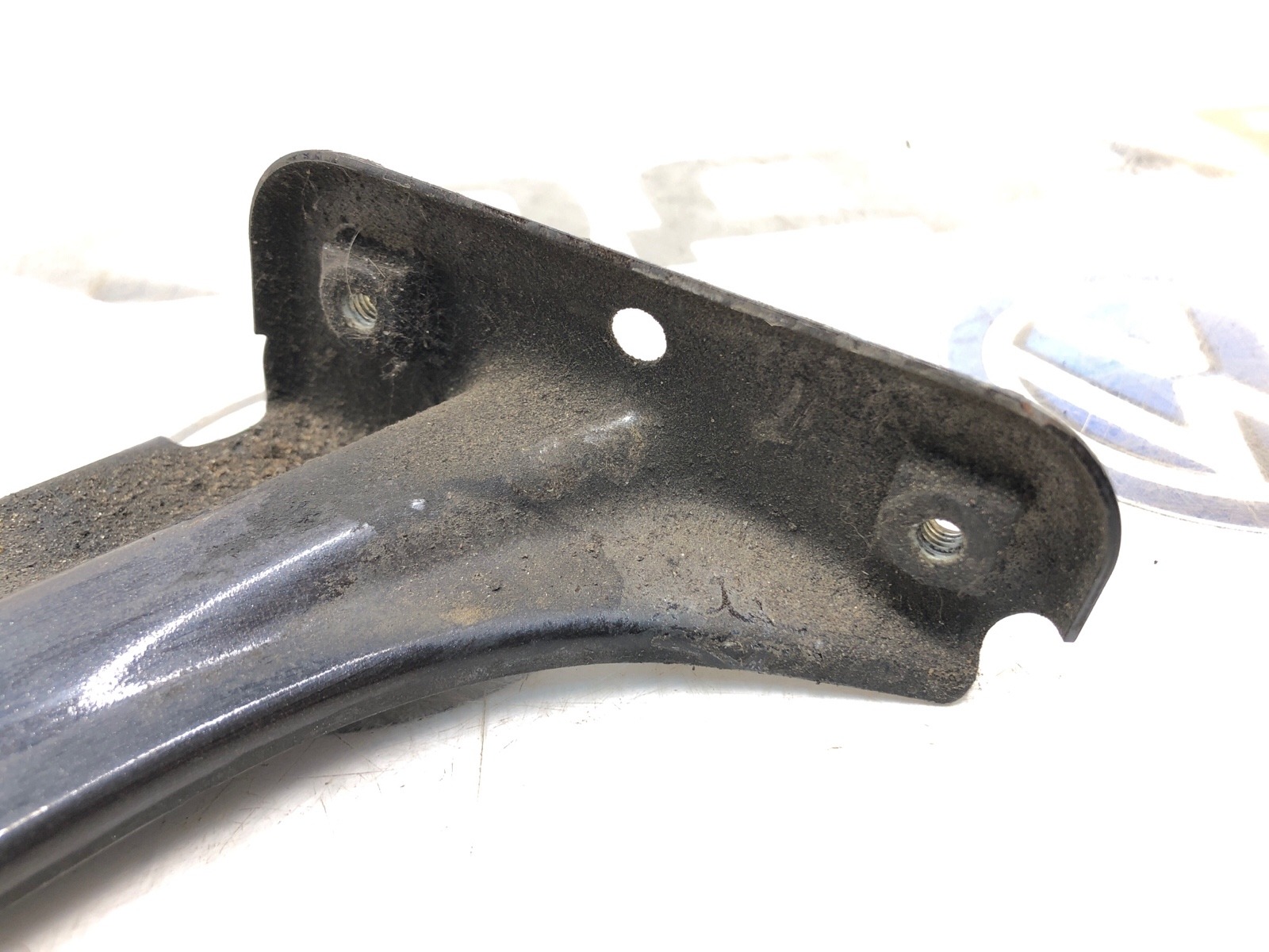 Кронштейн крыла, 500 рублей, Москва