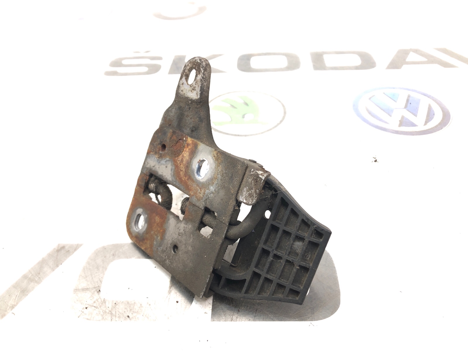 крюк капота, 2500 рублей, Москва