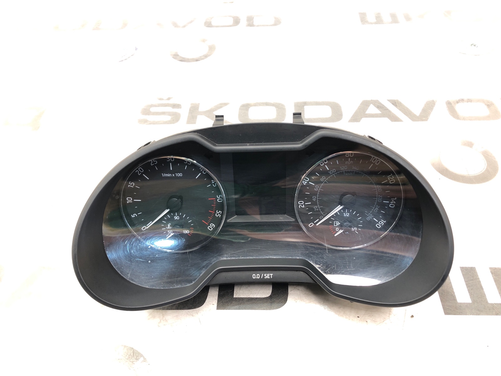 панель приборов, 3000 рублей, Москва