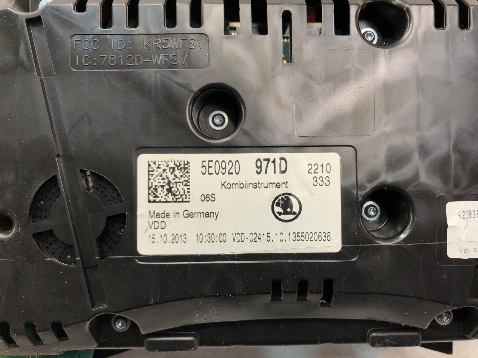 панель приборов, 3000 рублей, Москва