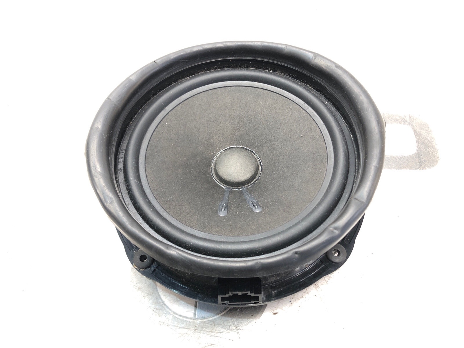 Динамик, 2000 рублей, Москва