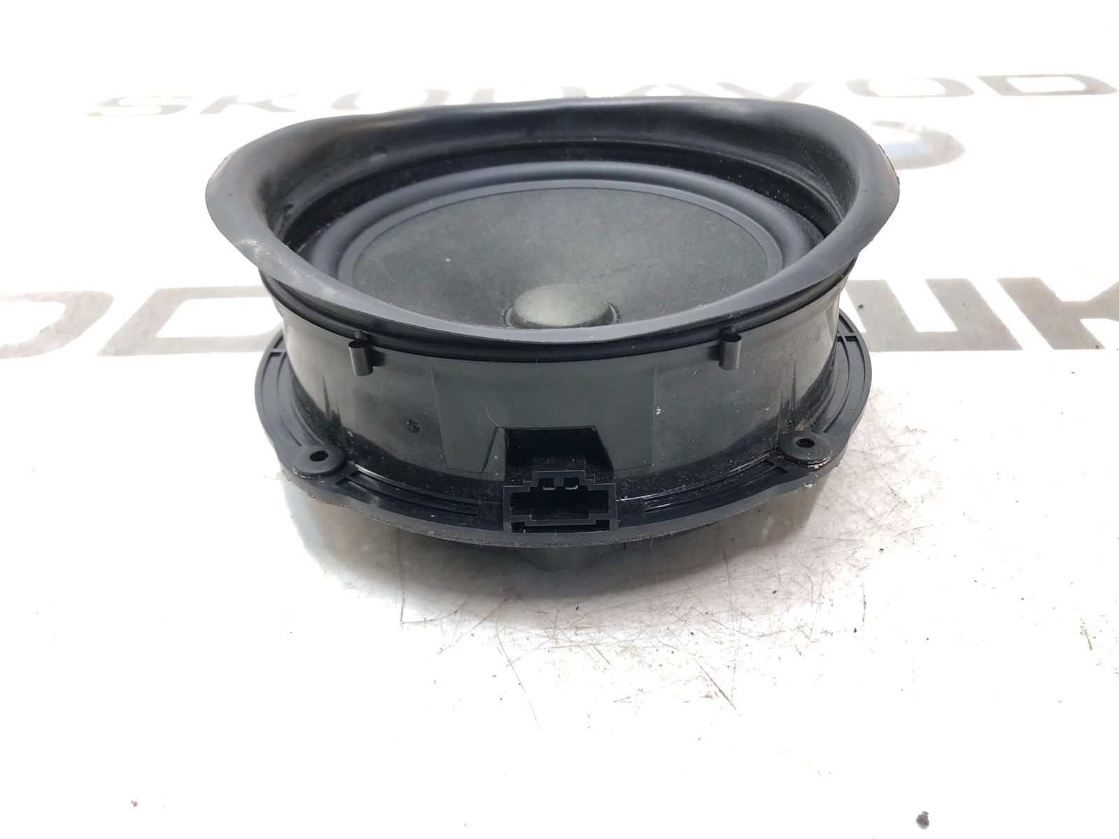 Динамик, 2000 рублей, Москва