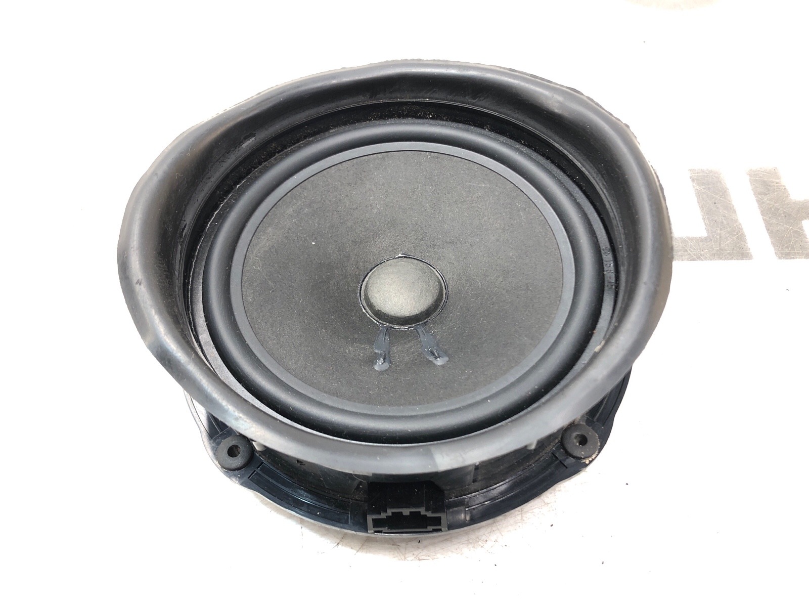 Динамик, 2000 рублей, Москва