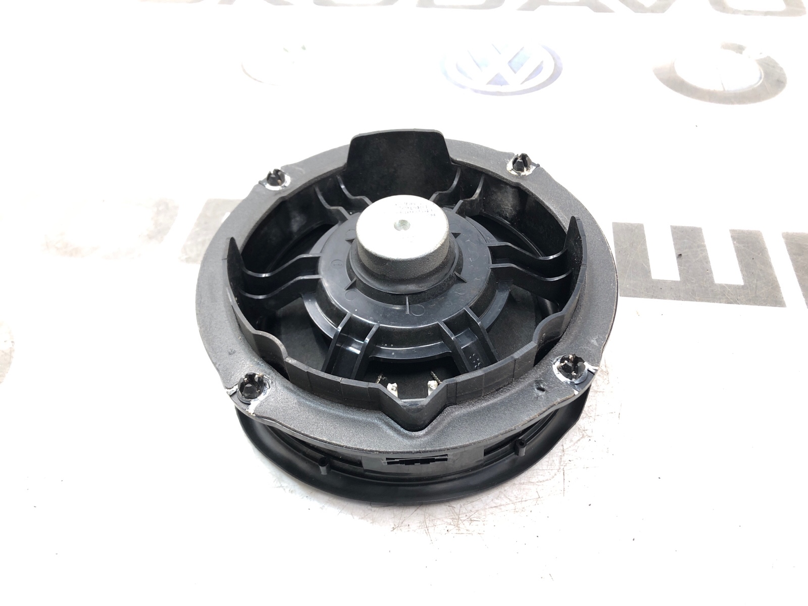 Динамик, 2000 рублей, Москва