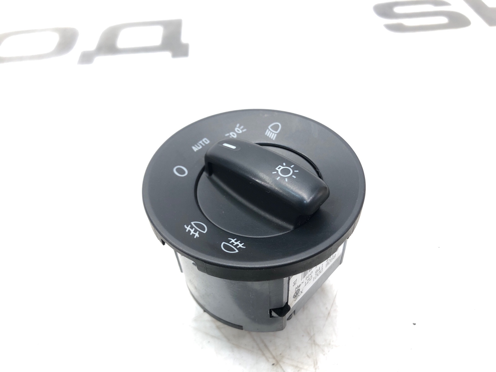 Переключатель света фар, 2500 рублей, Москва