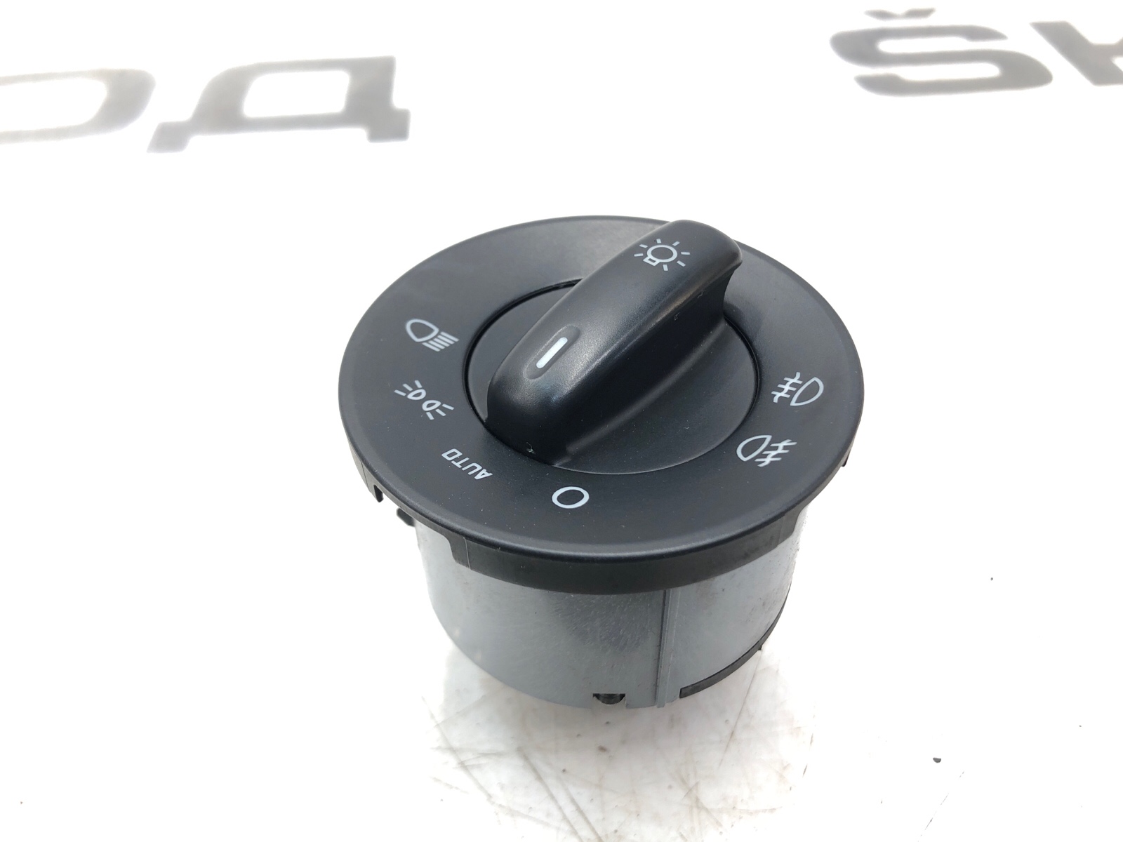 Переключатель света фар, 2500 рублей, Москва