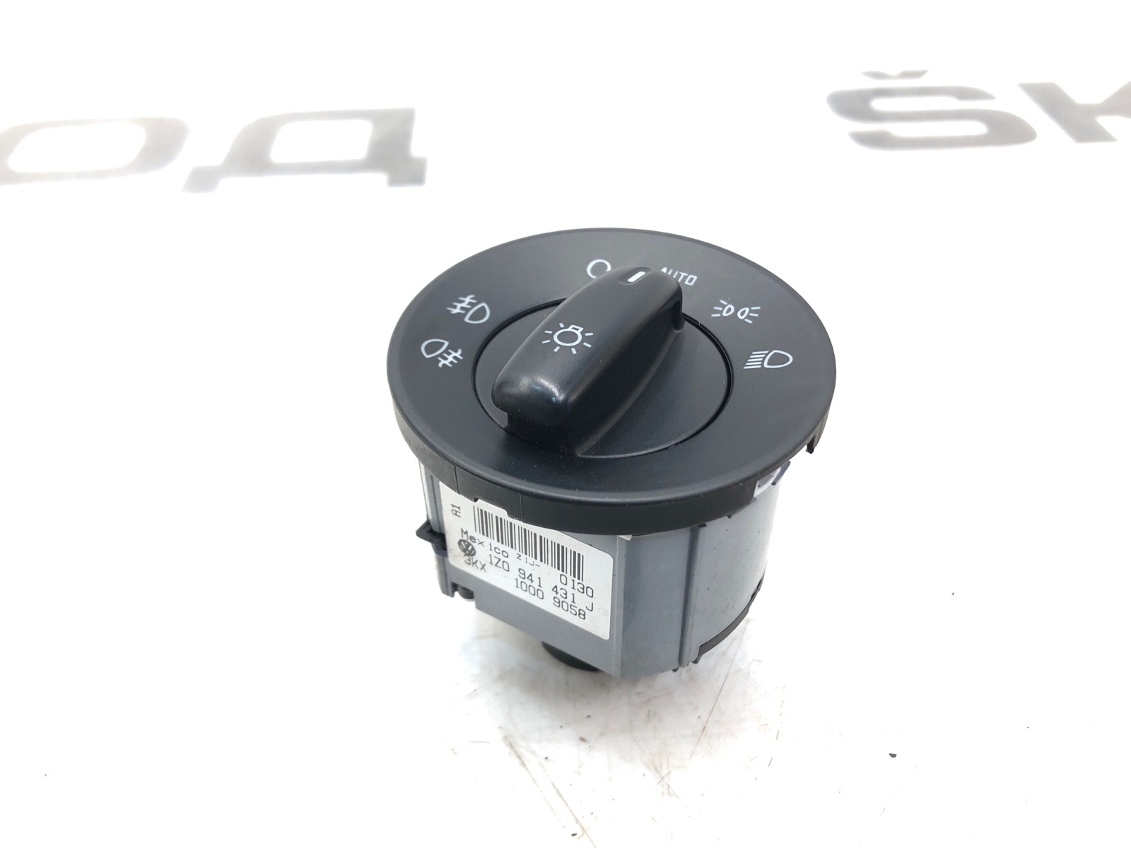 Переключатель света фар, 2500 рублей, Москва