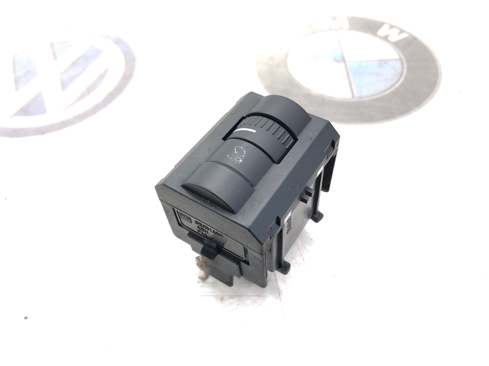 Регулятор яркости приборной панели, 500 рублей, Москва