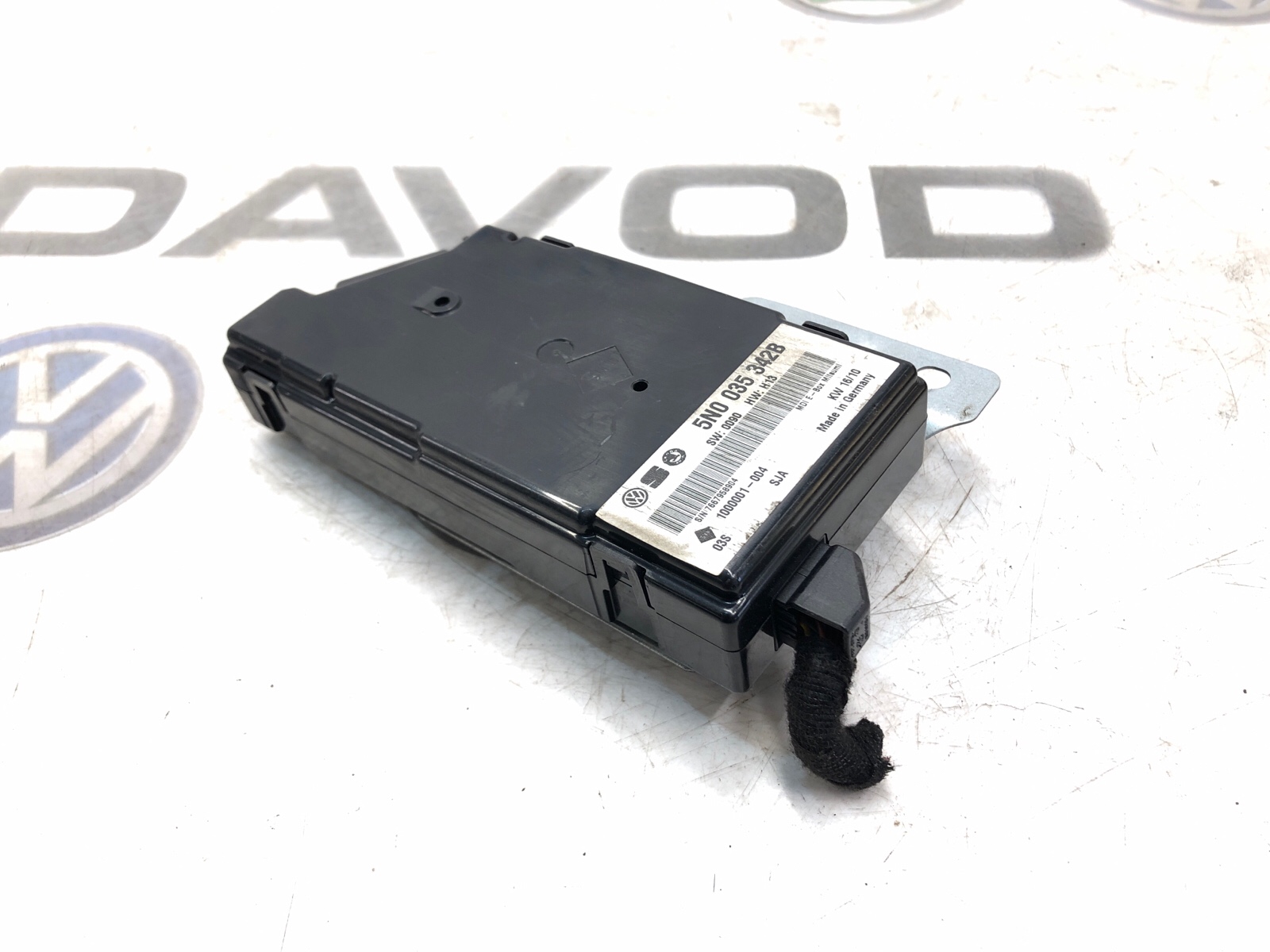 Блок управления мультимедиа, 1000 рублей, Москва