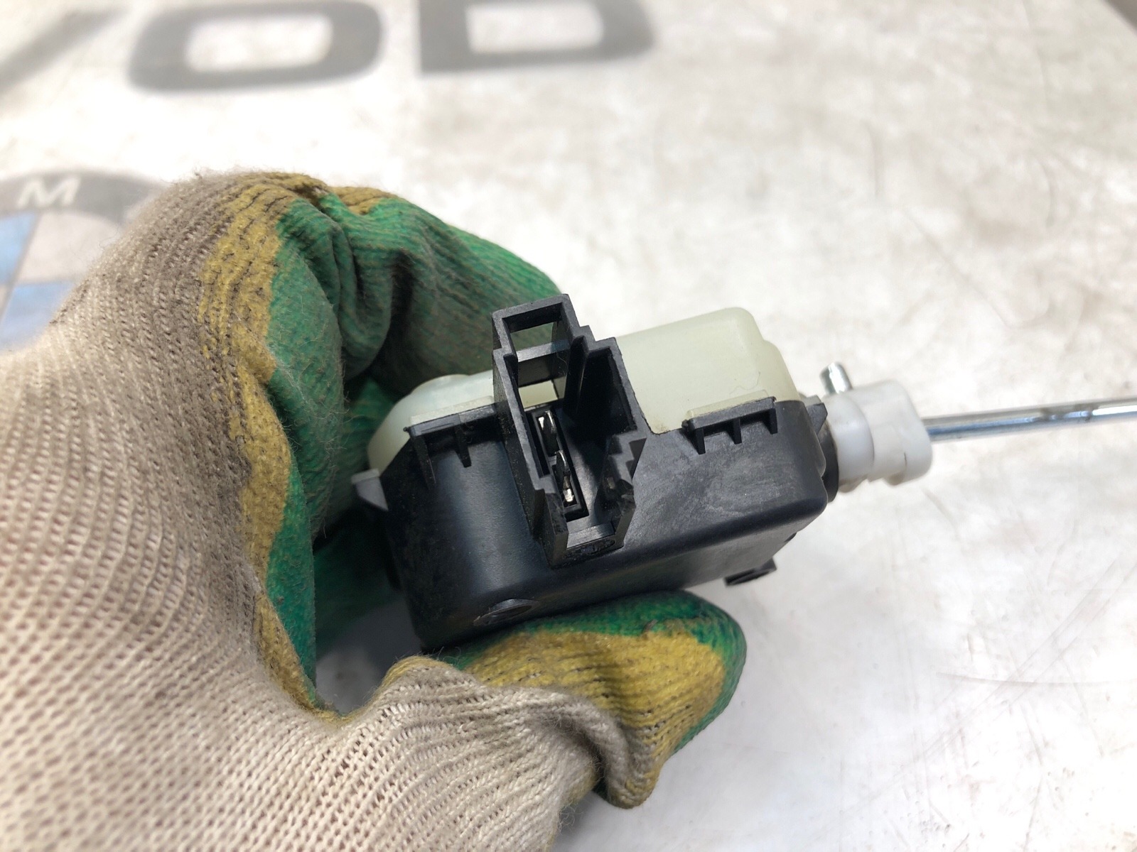 Активатор лючка бензобака, 500 рублей, Москва