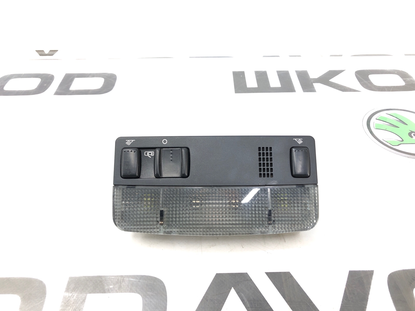 Плафон освещения салона, 5000 рублей, Москва