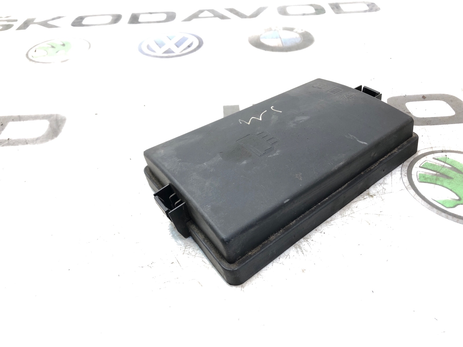 Крышка блока предохранителей, 1500 рублей, Москва