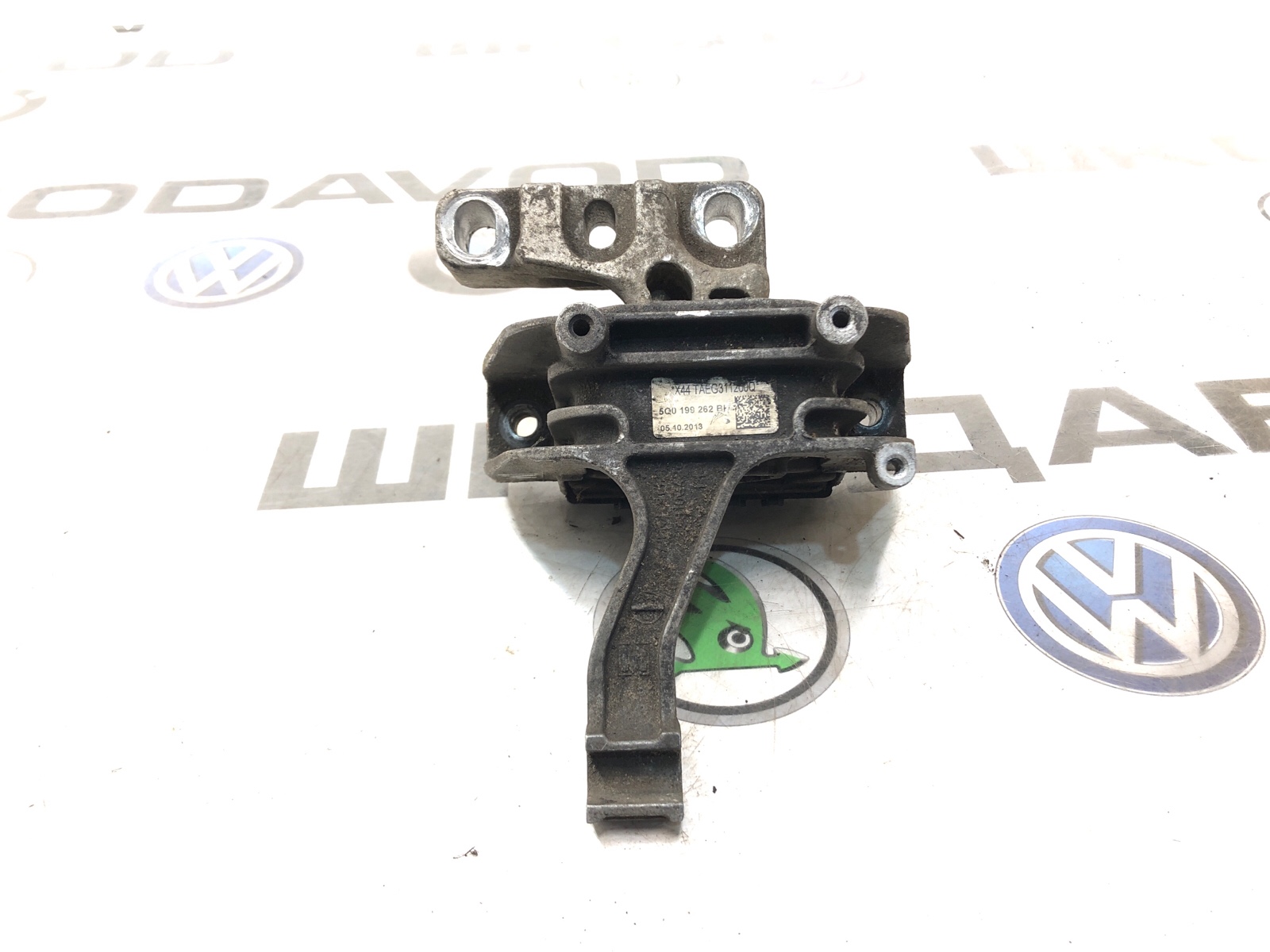 Опора двигателя, 1000 рублей, Москва