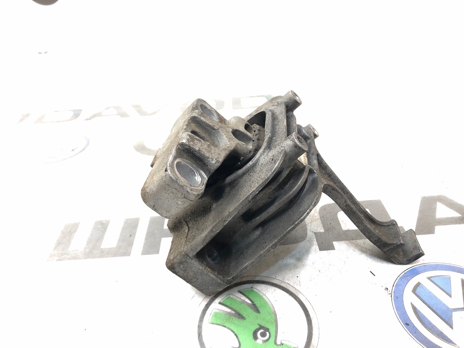 Опора двигателя, 1000 рублей, Москва