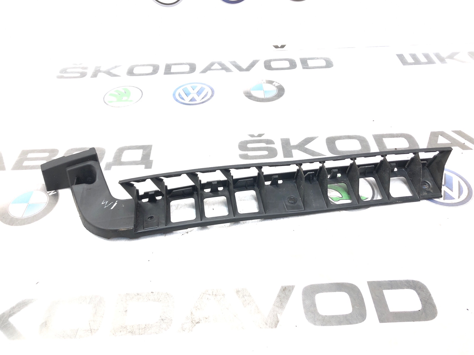 Направляющая бампера, 1500 рублей, Москва