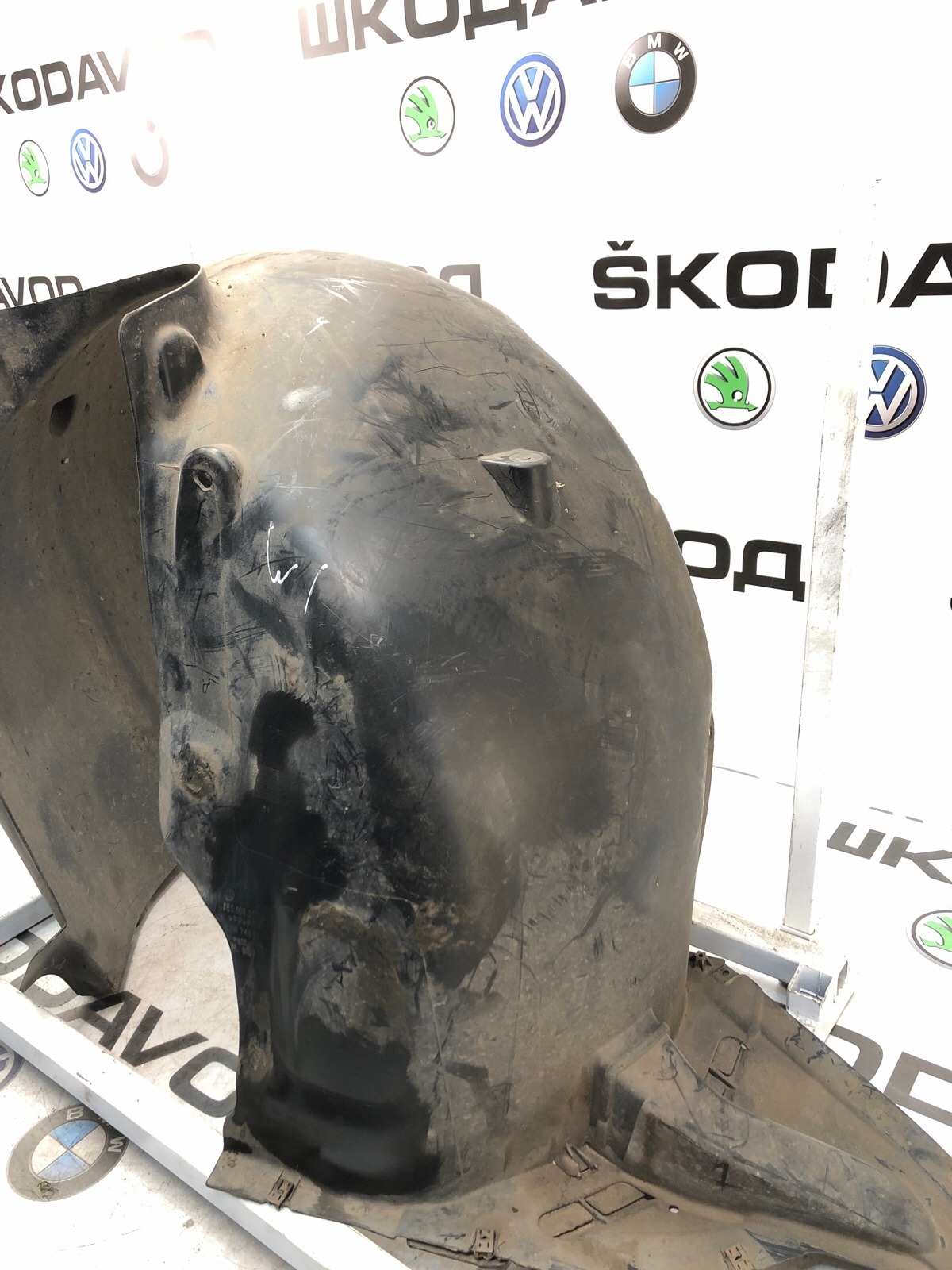 подкрылок, 4000 рублей, Москва