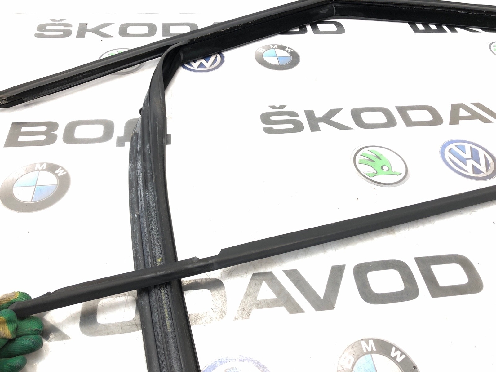 Уплотнитель стекла, 2500 рублей, Москва