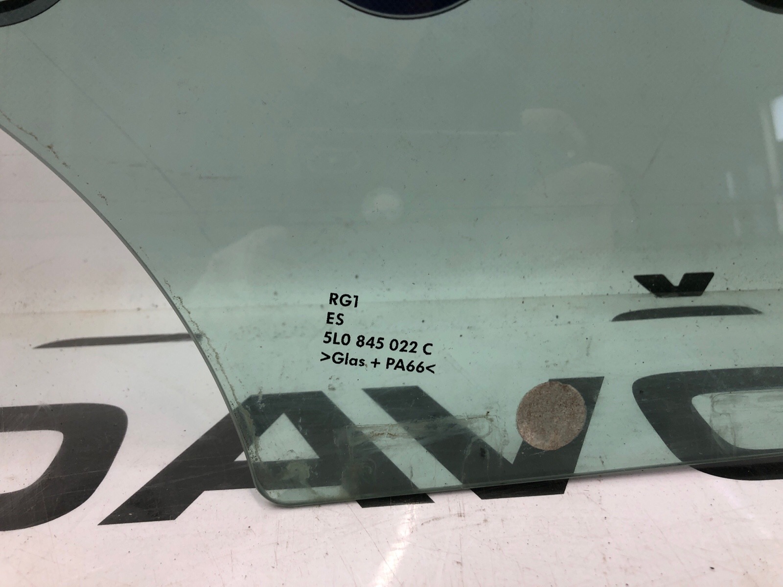 Стекло двери, 2000 рублей, Москва