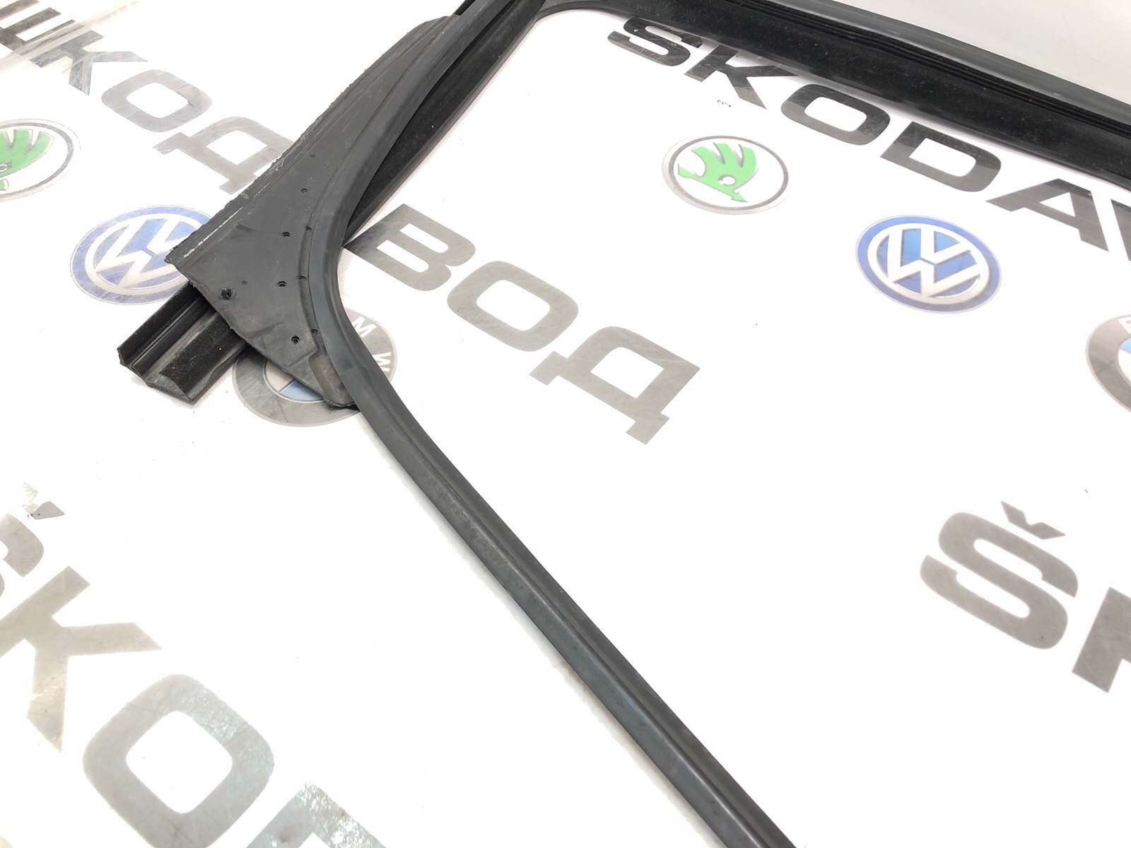 Уплотнитель стекла, 2000 рублей, Москва