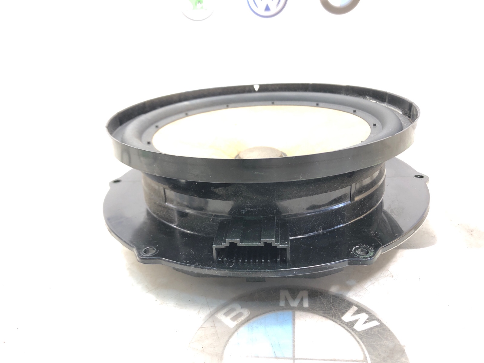 Динамик, 2000 рублей, Москва