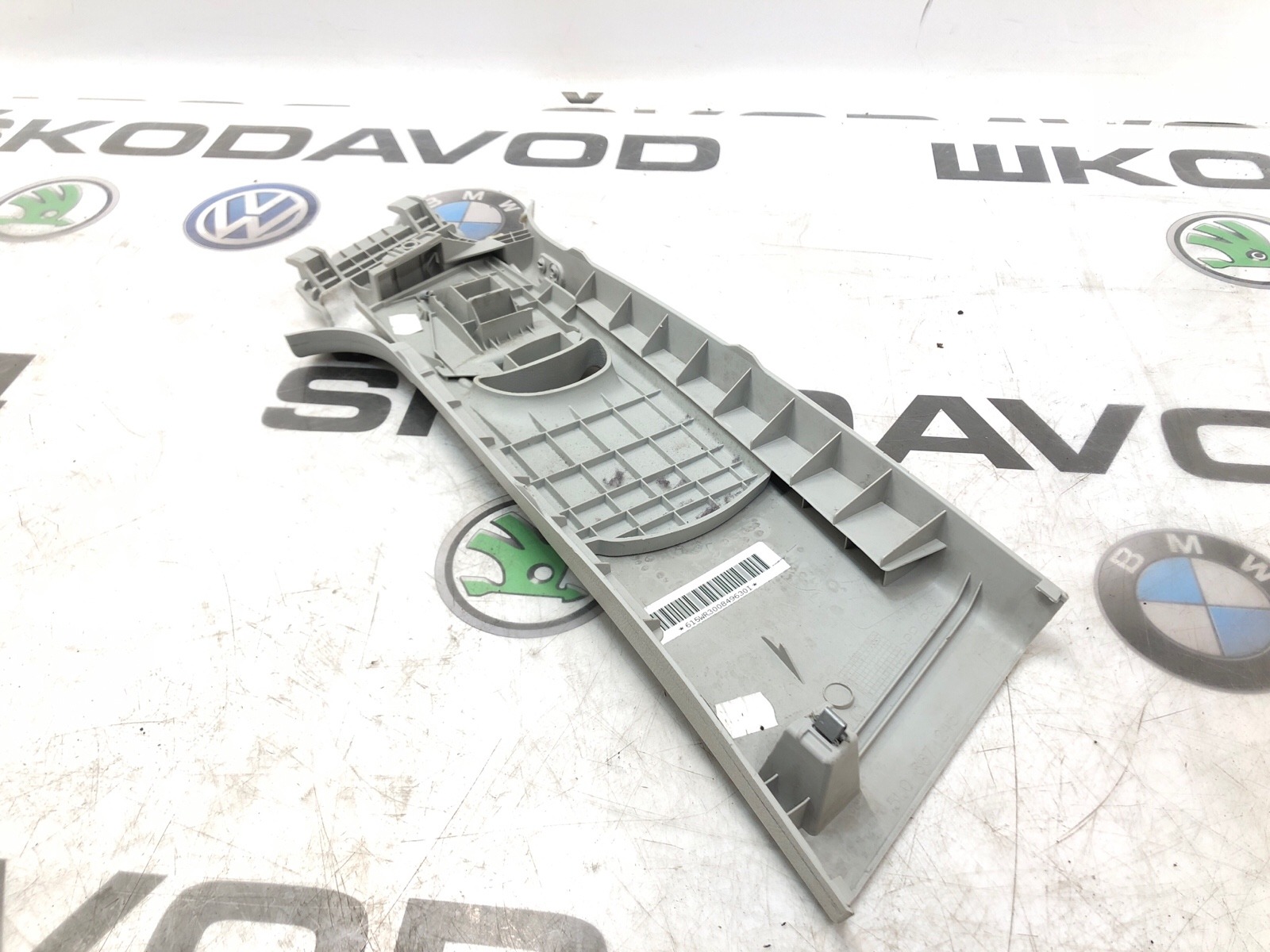 накладка центральной стойки, 500 рублей, Москва