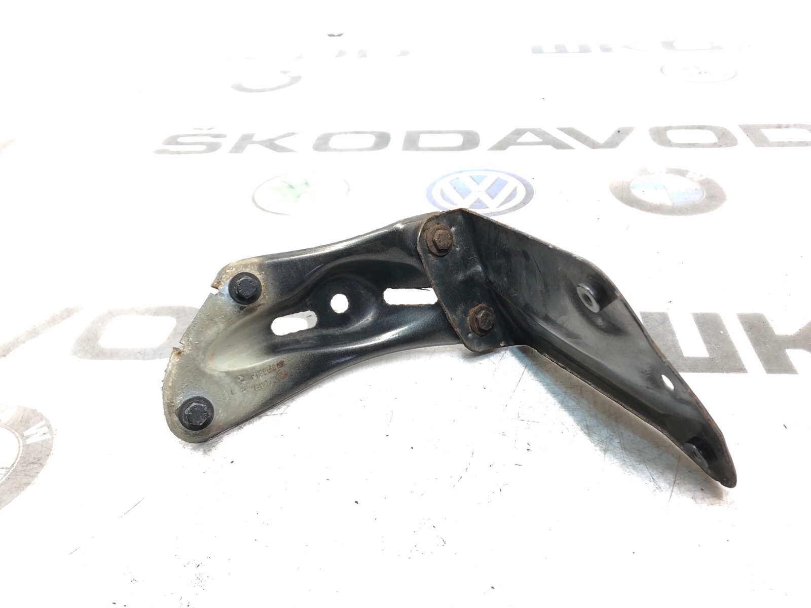 Кронштейн крыла, 2500 рублей, Москва