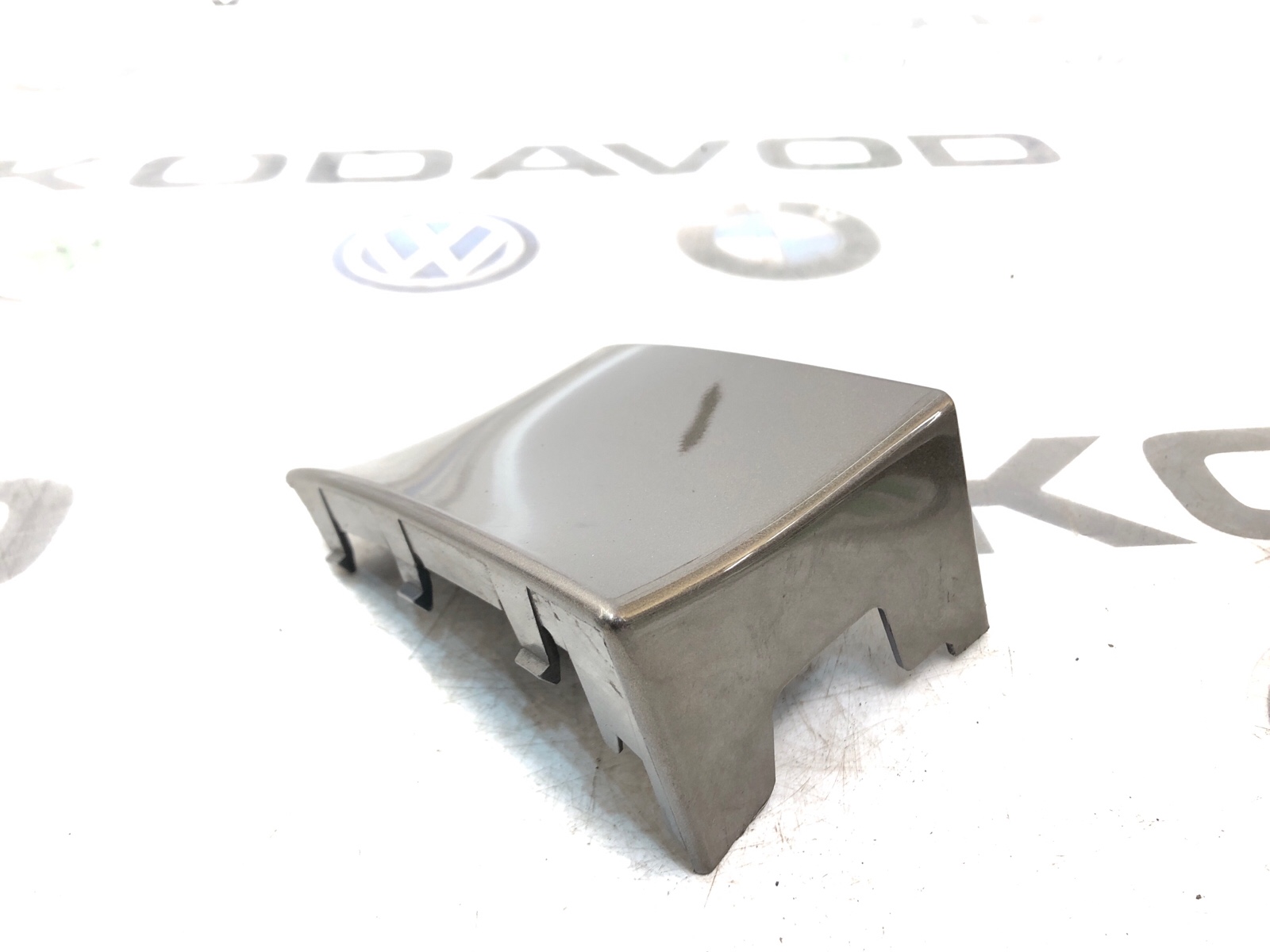 Планка под фонарь, 1000 рублей, Москва