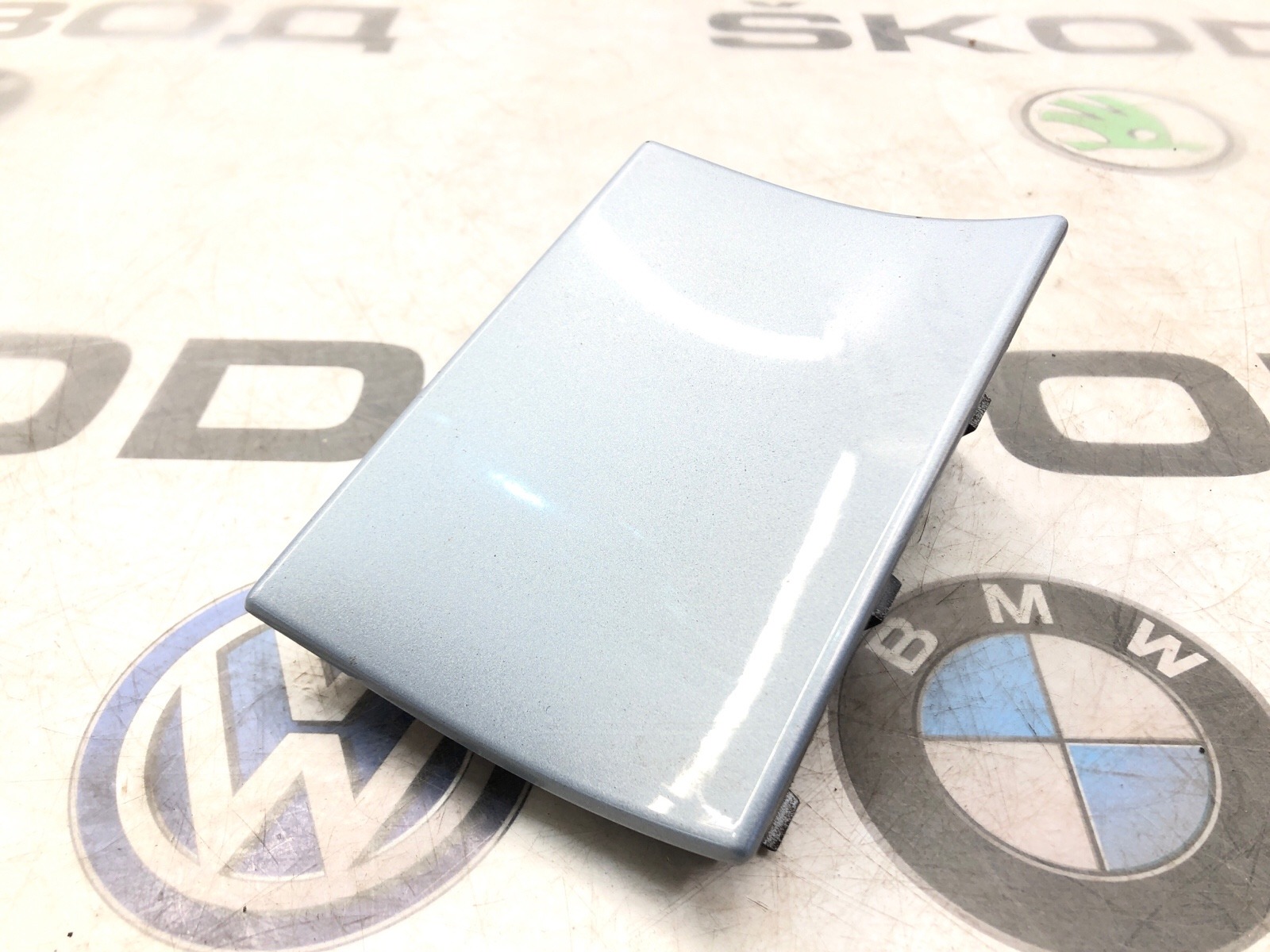 Планка под фонарь, 1000 рублей, Москва