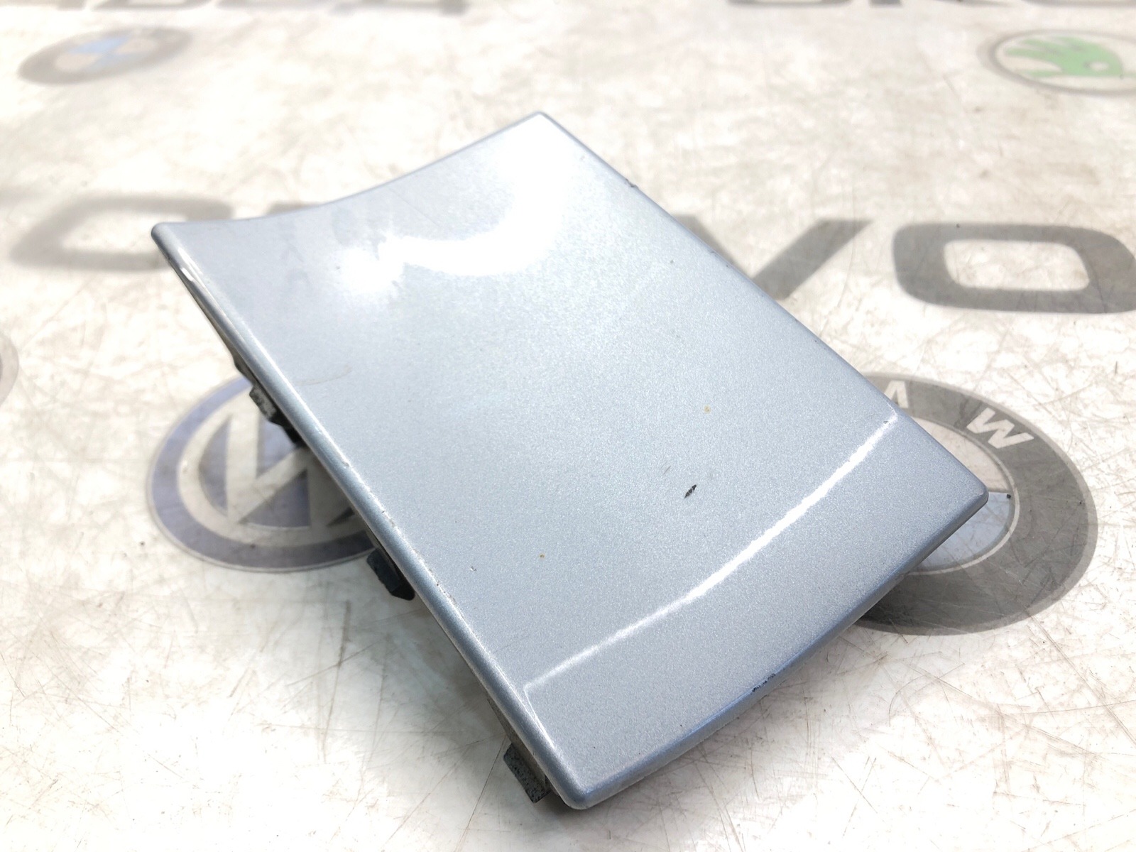 Планка под фонарь, 1000 рублей, Москва