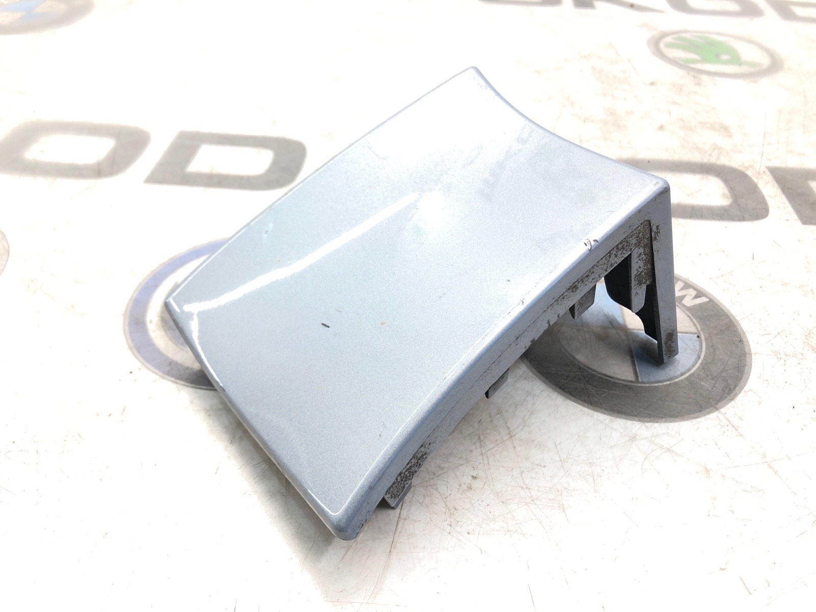 Планка под фонарь, 1000 рублей, Москва