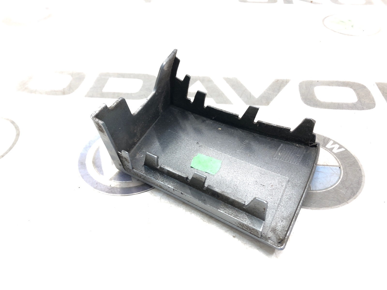 Планка под фонарь, 1000 рублей, Москва