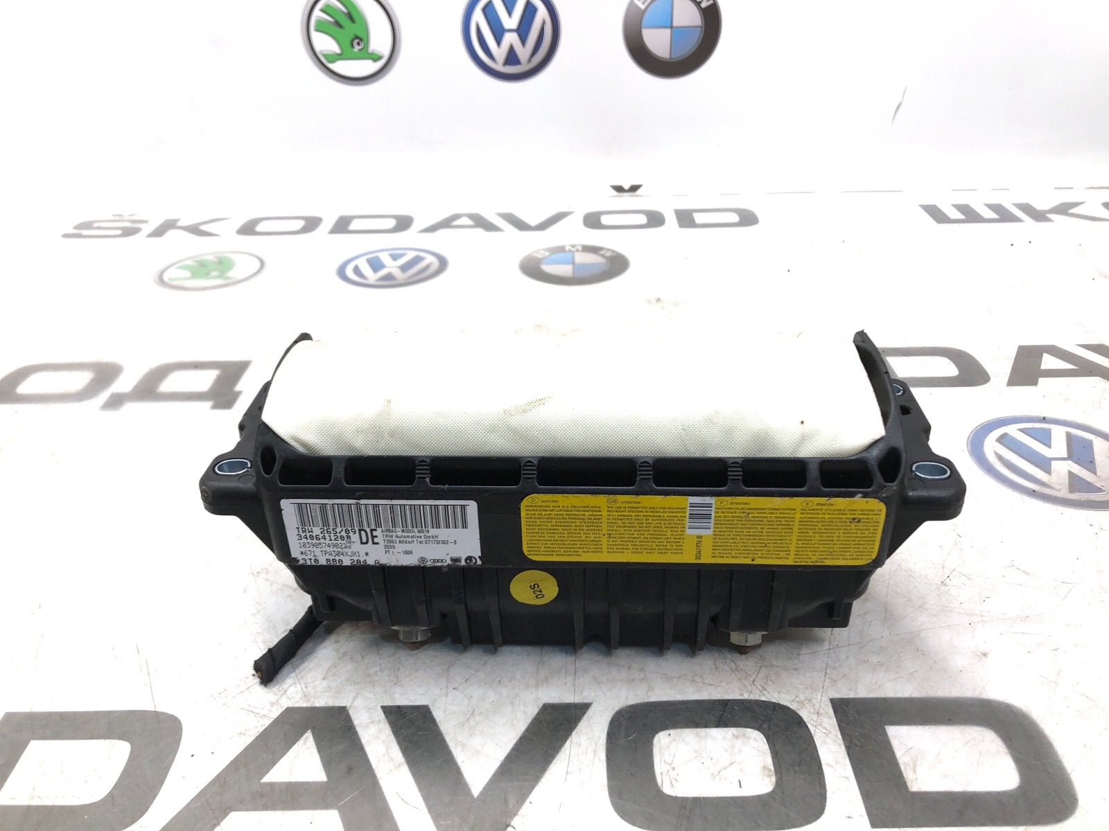 Подушка безопасности пассажира, 3500 рублей, Москва