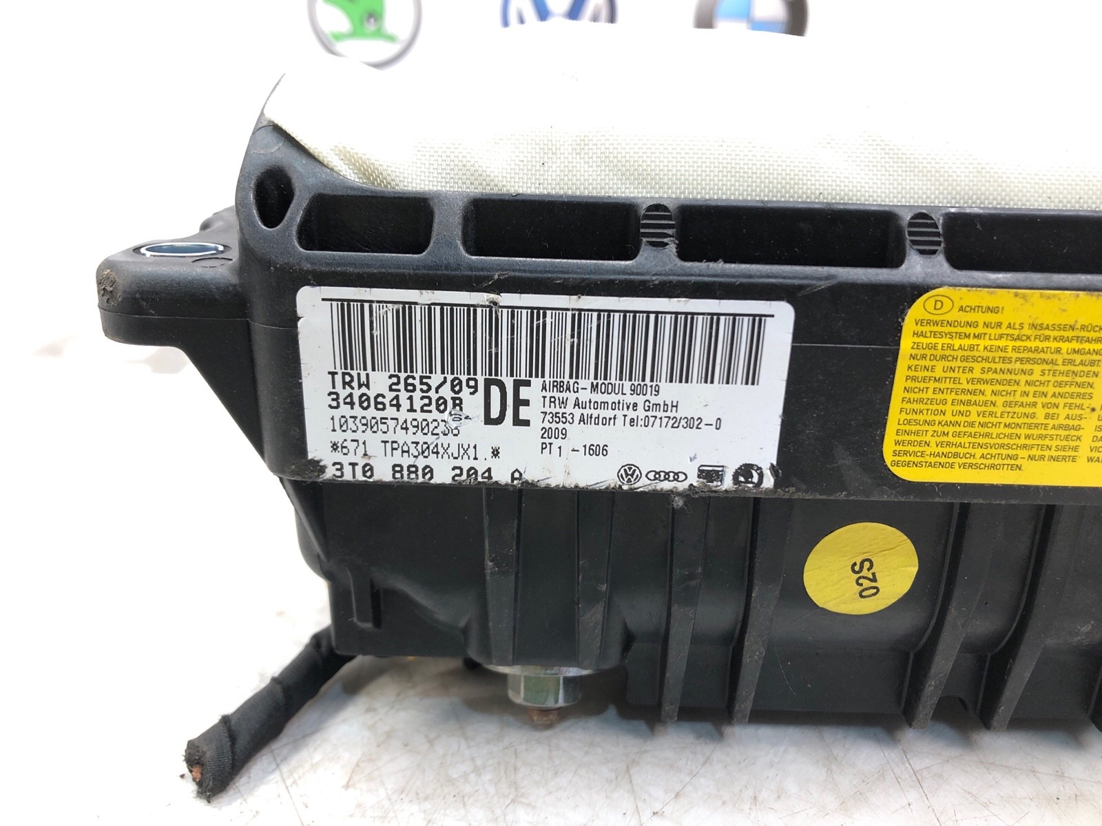 Подушка безопасности пассажира, 3500 рублей, Москва