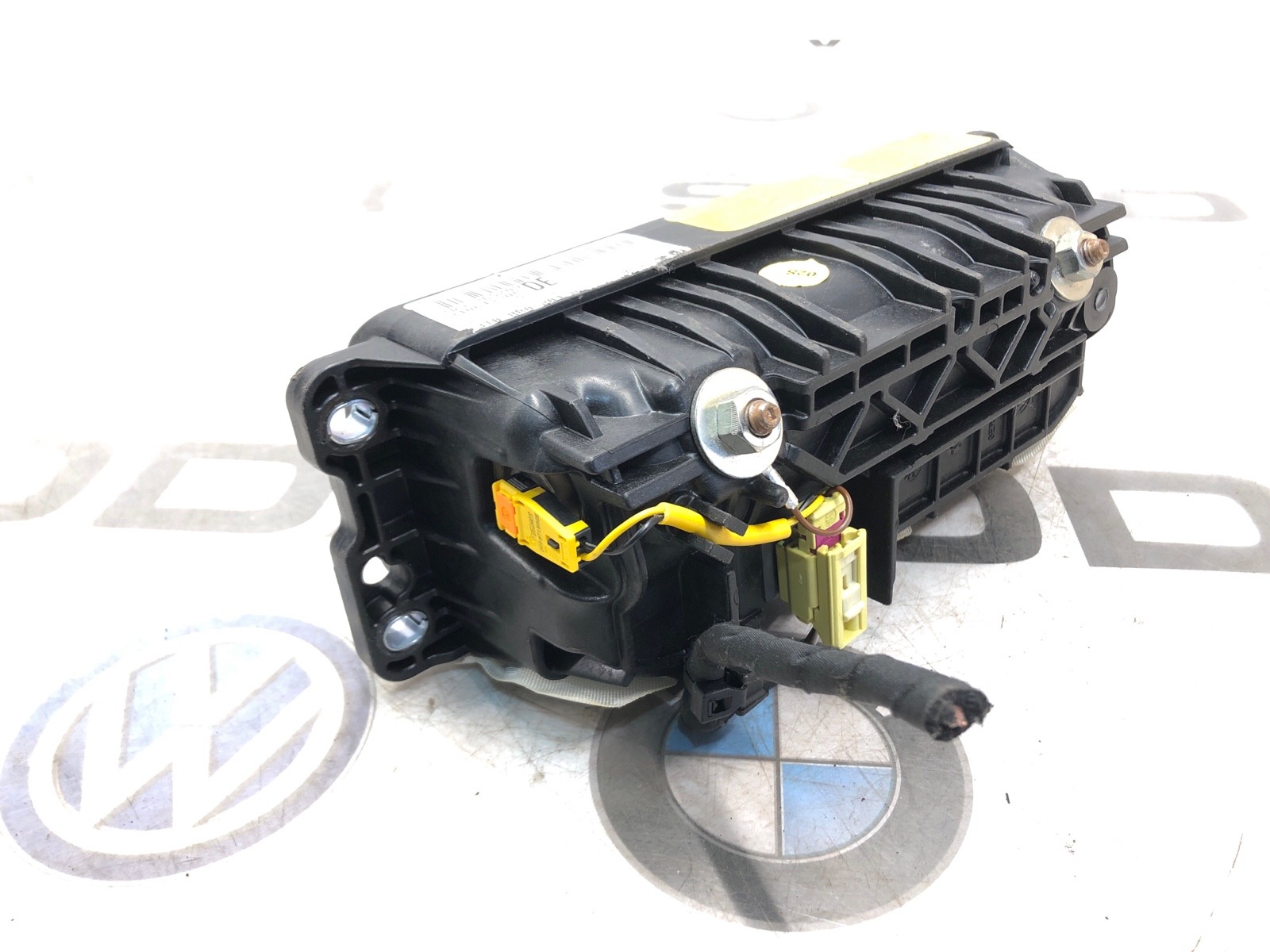 Подушка безопасности пассажира, 3500 рублей, Москва