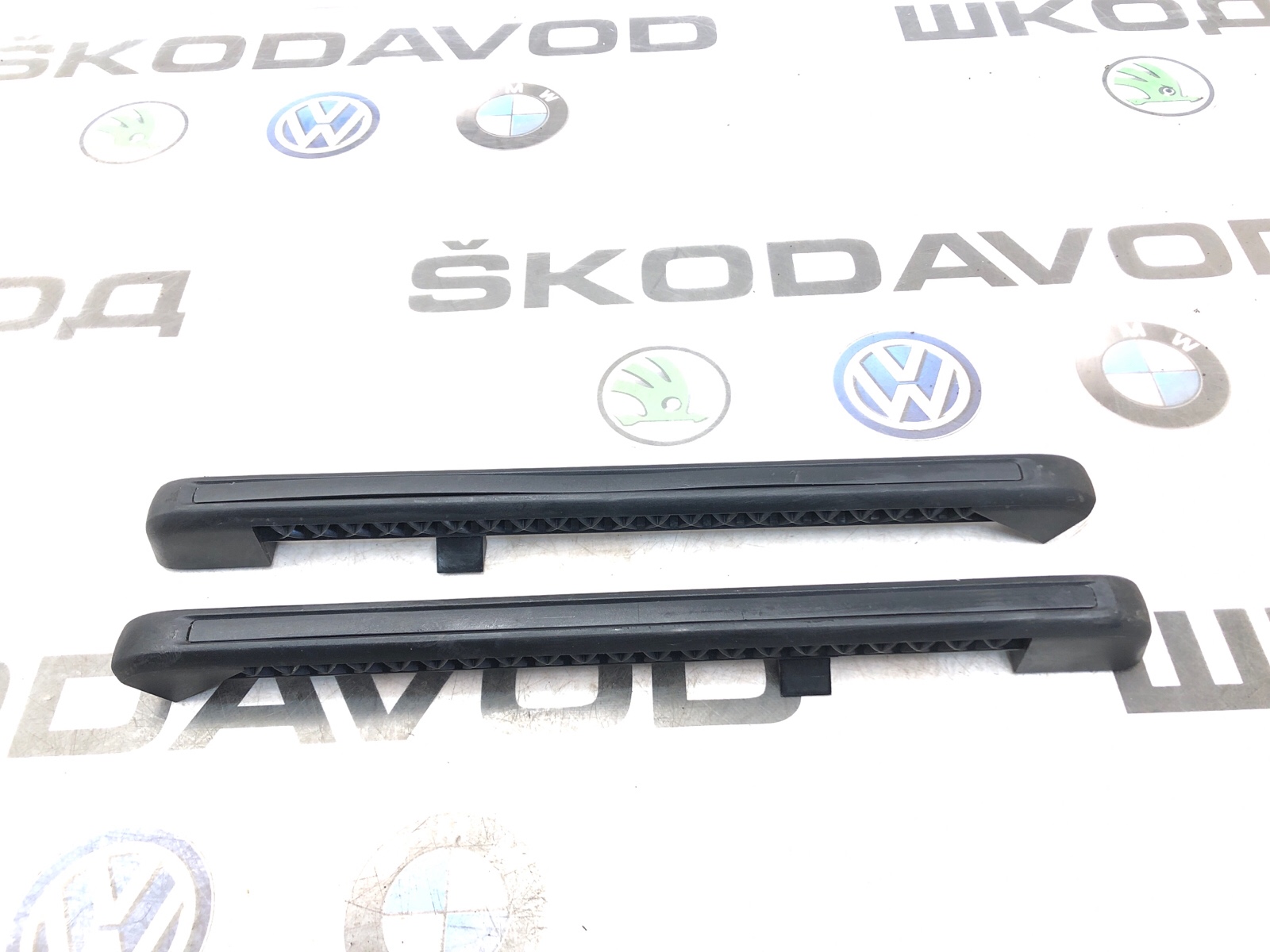 Направляющая полки багажника, 1500 рублей, Москва