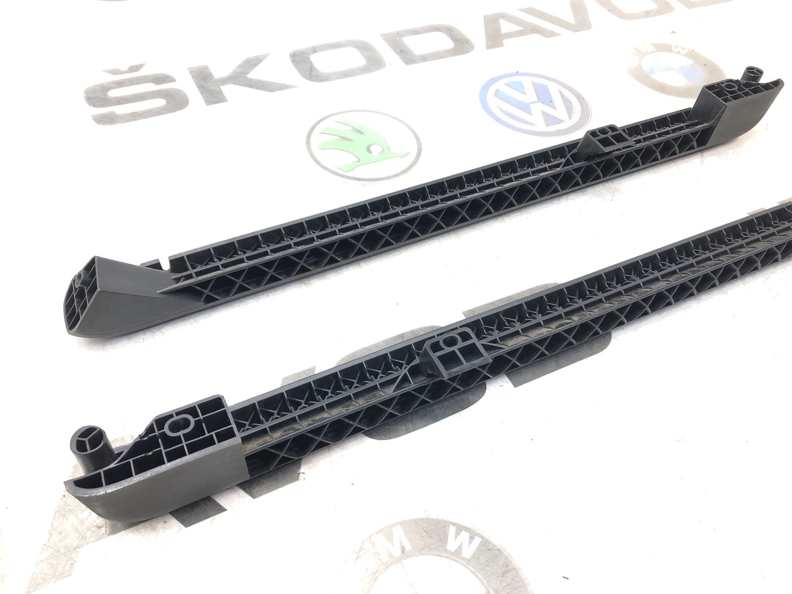 Направляющая полки багажника, 1500 рублей, Москва