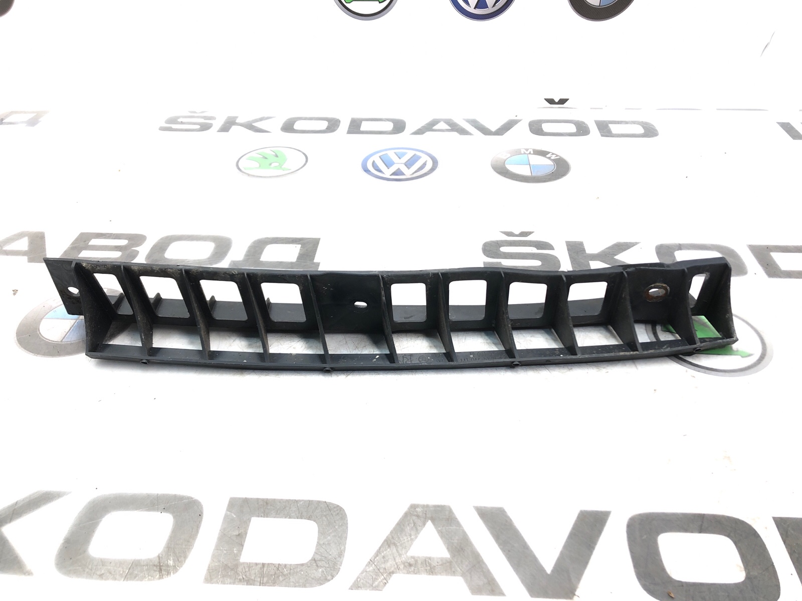 Направляющая бампера, 750 рублей, Москва