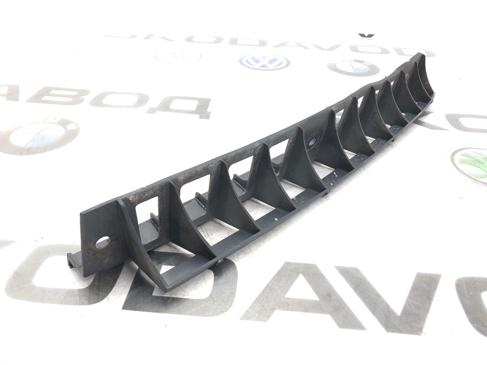 Направляющая бампера, 750 рублей, Москва