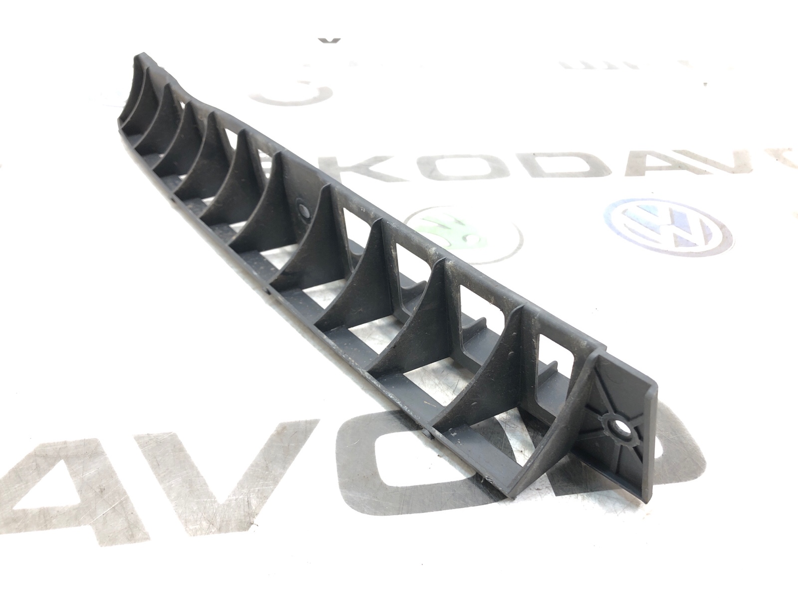 Направляющая бампера, 750 рублей, Москва