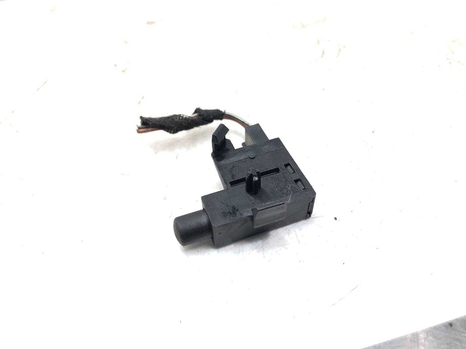 Выключатель концевой стояночного тормоза, 500 рублей, Москва