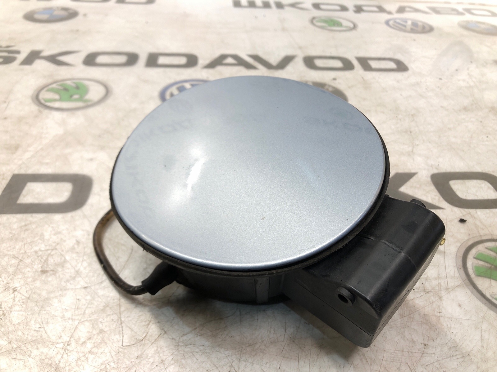 лючок бензобака, 2000 рублей, Москва