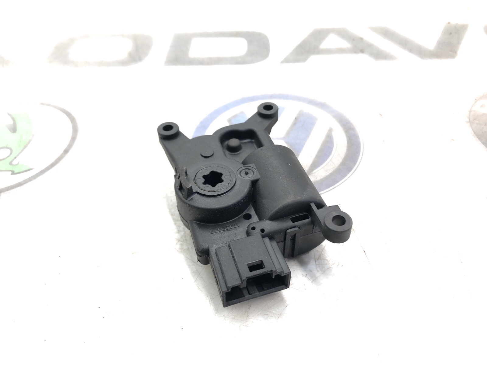 Сервопривод заслонки печки, 2000 рублей, Москва