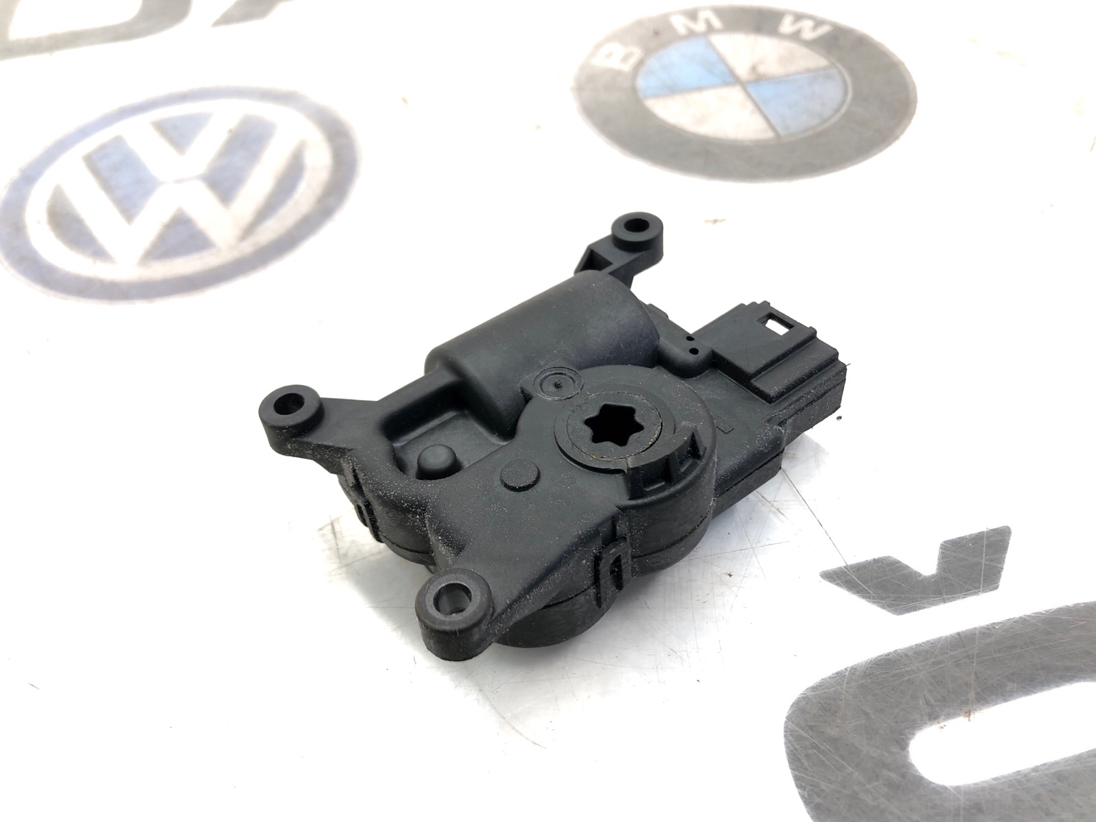 Сервопривод заслонки печки, 2000 рублей, Москва