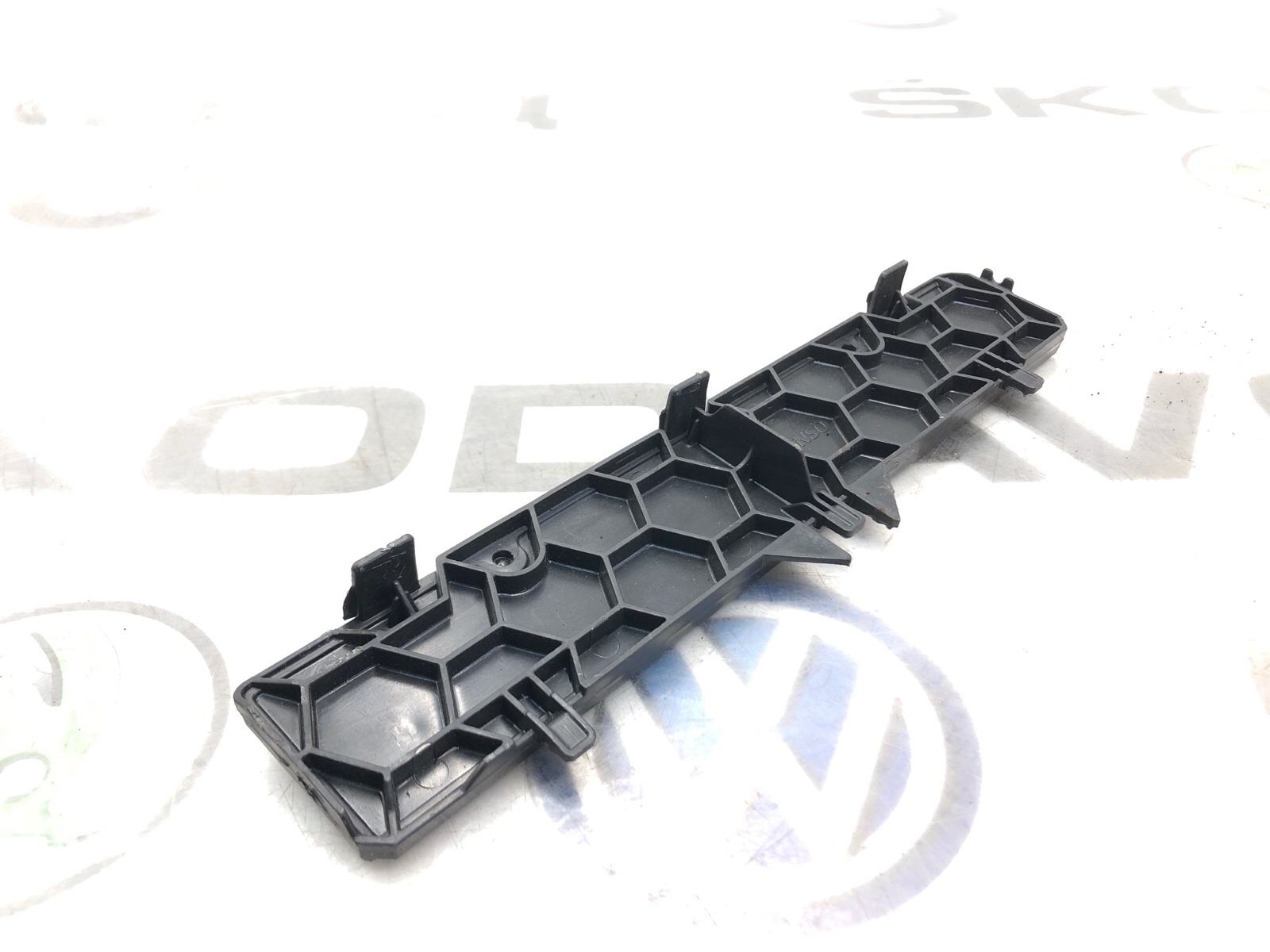 Крышка салонного фильтра, 3000 рублей, Москва