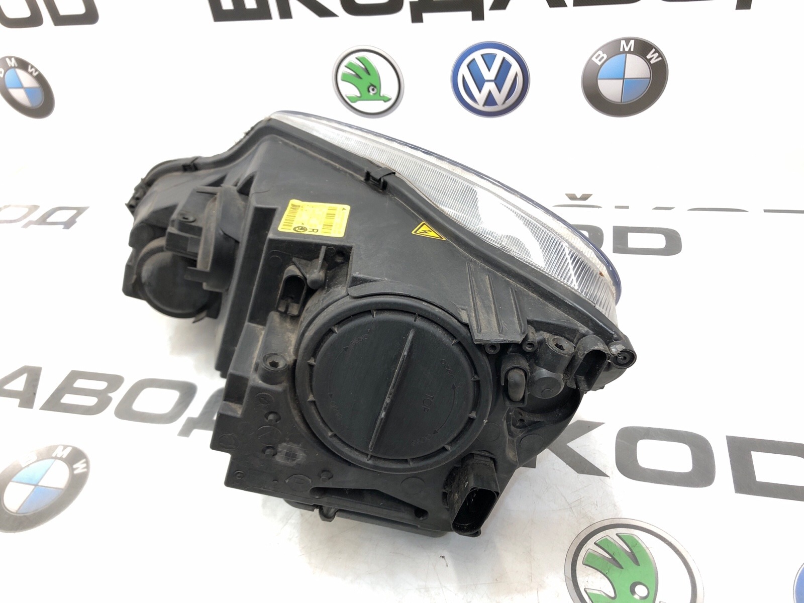 Фара ксенон, 45000 рублей, Москва