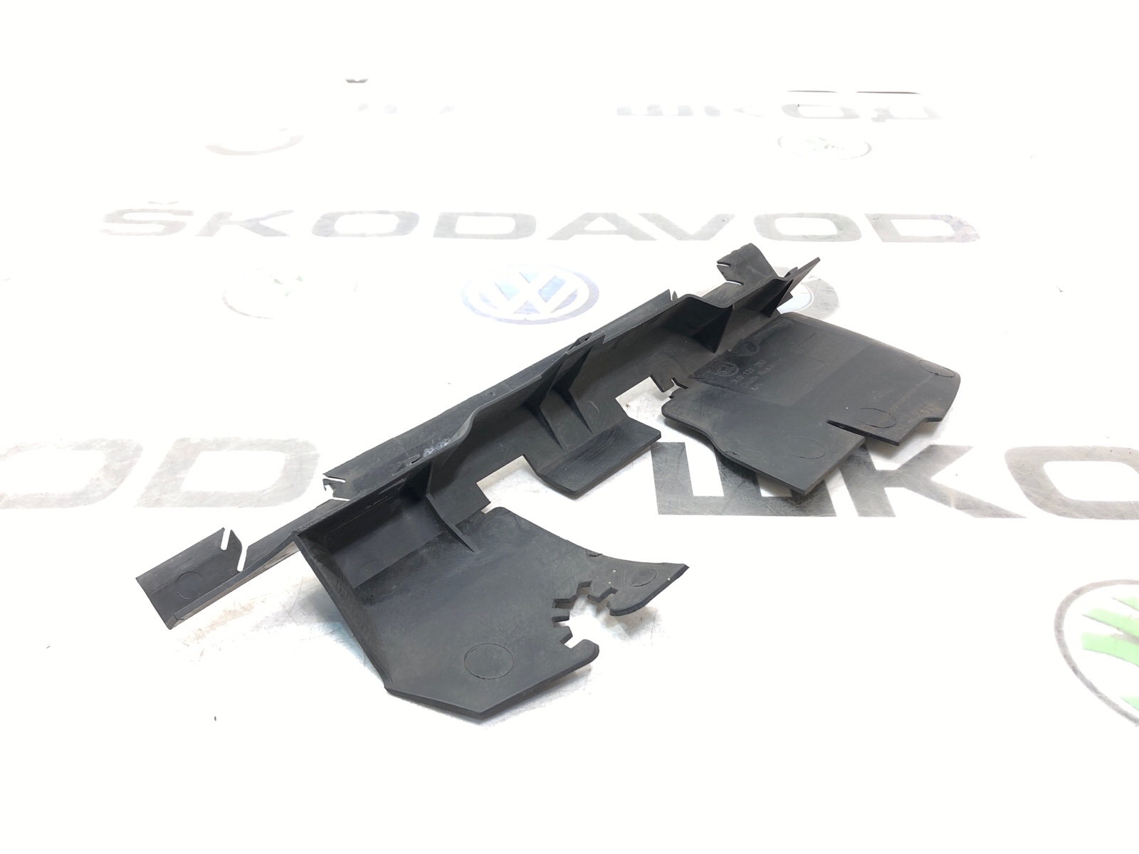 Дефлектор радиатора, 2000 рублей, Москва