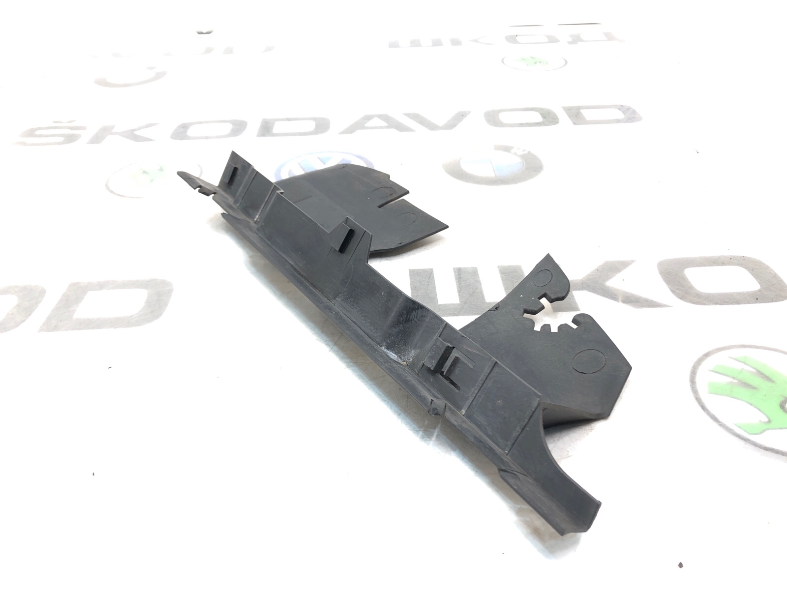 Дефлектор радиатора, 2000 рублей, Москва