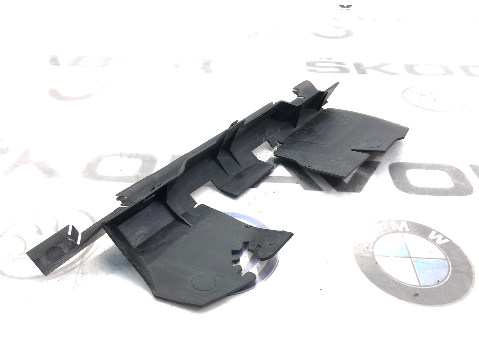 Дефлектор радиатора, 2000 рублей, Москва